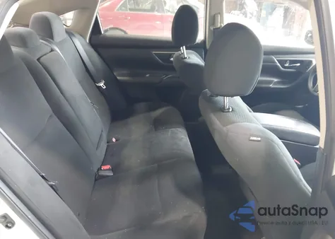 2015 Nissan Altima 2.5 S z USA, uszkodzony, nr VIN 1N4AL3AP1FC258095